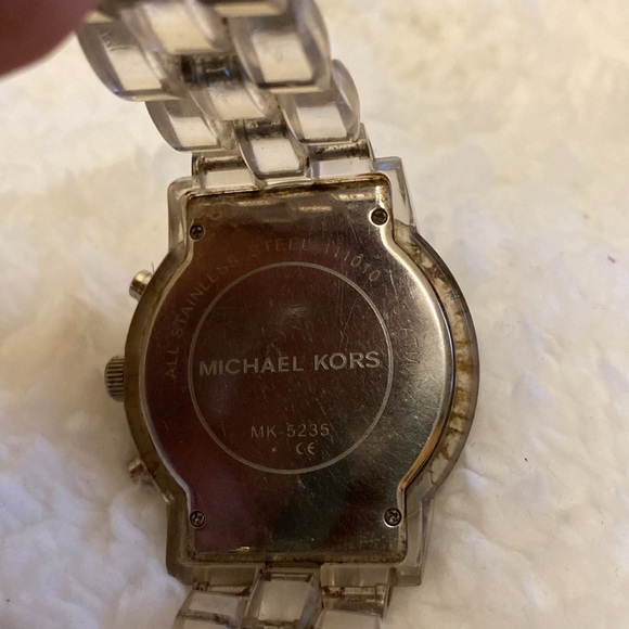 Michael Kors Watch - Picture 3 of 6